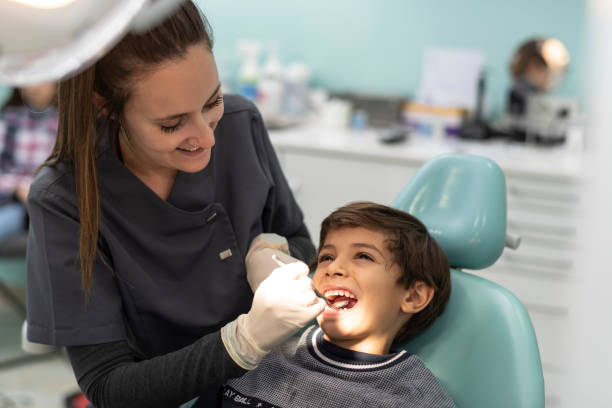Best Emergency Tooth Extraction in Captains Cove, VA